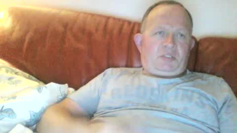 Snapshot of magicman250 chatting on 19, 6, 2026 magicman250 online show from 19, 6, 2026