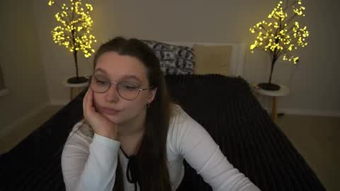 Emily online show from 23, 11, 2025