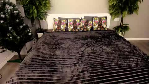 Emily online show from 15, 12, 2025