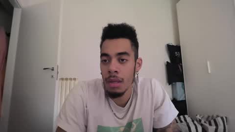 Magicsempai online show from 17, 12, 2024