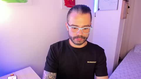     online show from 18, 4, 2026