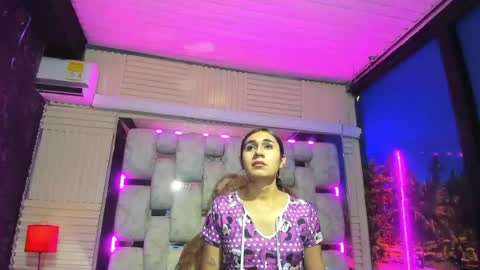 mahiara hot online show from 19, 6, 2026