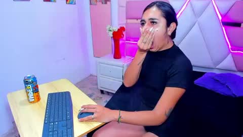 mahiara hot online show from 7, 7, 2026