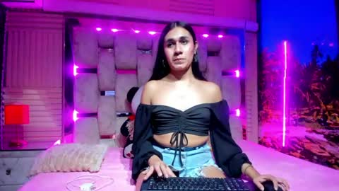 mahiara hot online show from 14, 7, 2026