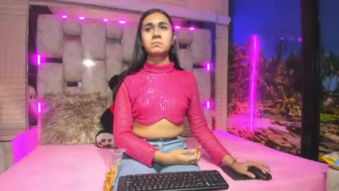 mahiara hot online show from 14, 7, 2026