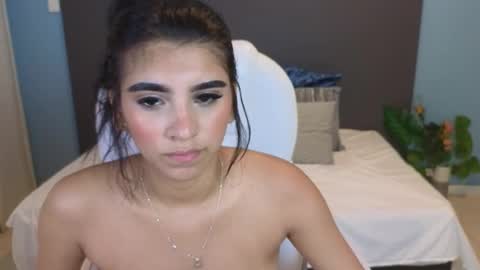 Maiaa Ruiz  online show from 30, 1, 2025