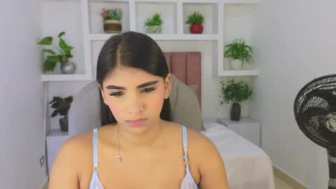 Snapshot of maiaa_ruiz chatting on 13, 5, 2026 Maiaa Ruiz online show from 13, 5, 2026