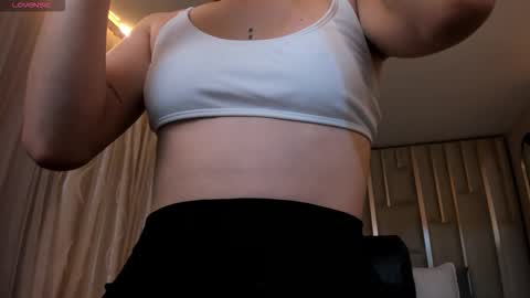  Maia  online show from 25, 11, 2025