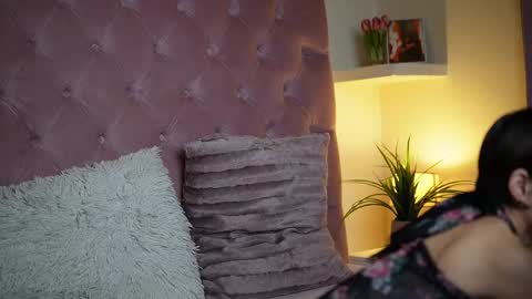  Maia  online show from 10, 10, 2025