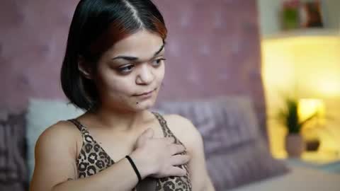 Snapshot of maiamini chatting on 10, 2, 2026 Maia online show from 10, 2, 2026