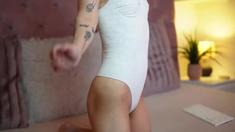  Maia  online show from 20, 3, 2026