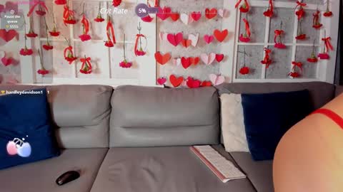 Snapshot of maiia_cute chatting on 12, 2, 2025 Maiia Cute  online show from 12, 2, 2025