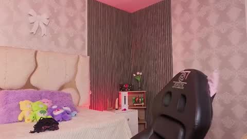 maiily_tay online show from 9, 2, 2026