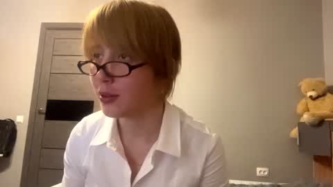 Evie online show from 24, 6, 2026