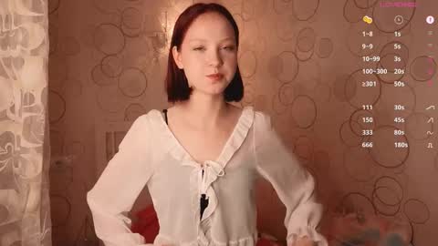 Snapshot of maisiemiller chatting on 21, 10, 2025 Maisie online show from 21, 10, 2025