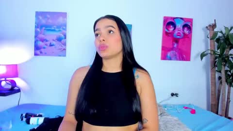 mai  online show from 13, 9, 2025