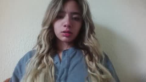 majo_gomezz online show from 28, 2, 2026