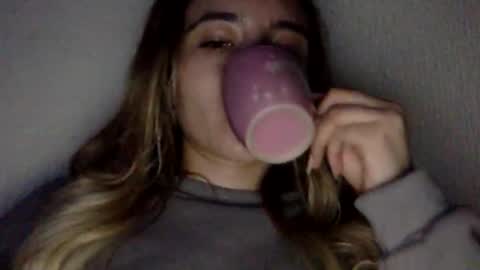 majo_gomezz online show from 8, 4, 2026