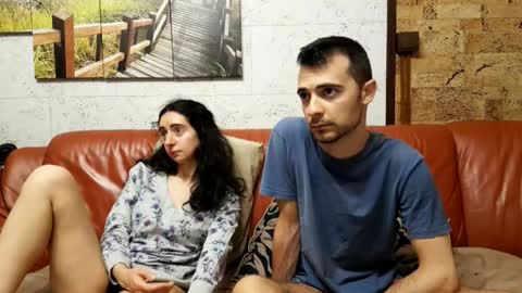 Lena  Ian   online show from 19, 4, 2026