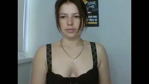 make_mesmile online show from 19, 5, 2026