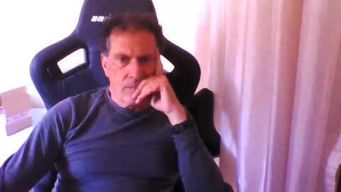 makis8989 online show from 22, 4, 2026