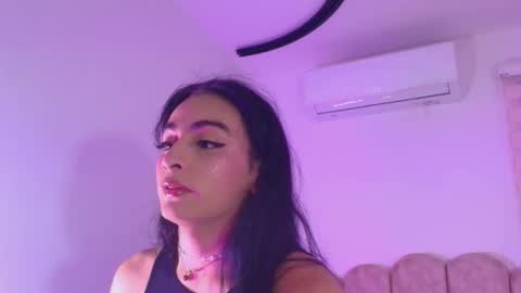 Snapshot of malaia_thompson_ chatting on 21, 5, 2026 malaia thompson online show from 21, 5, 2026