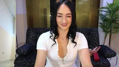 malen_fitnessmilf online show from 13, 2, 2026