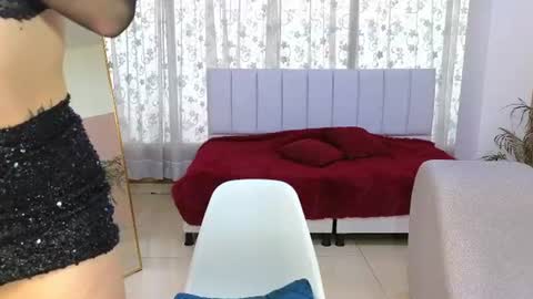 Snapshot of malen_fitnessmilf chatting on 19, 6, 2026 malen_fitnessmilf online show from 19, 6, 2026
