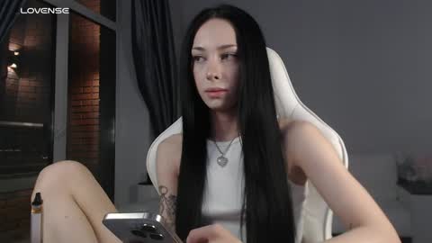 piu online show from 4, 4, 2026