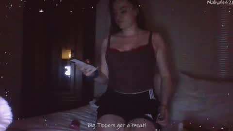 maliyah420 online show from 9, 4, 2026