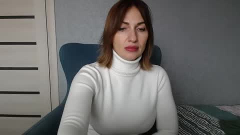 mallinia online show from 2, 12, 2024