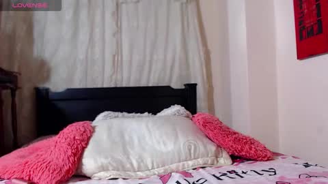 Malory  online show from 17, 12, 2025