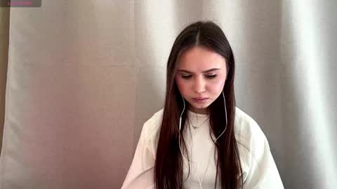 Snapshot of mammieknowles chatting on 28, 2, 2026 Mia Davis online show from 28, 2, 2026