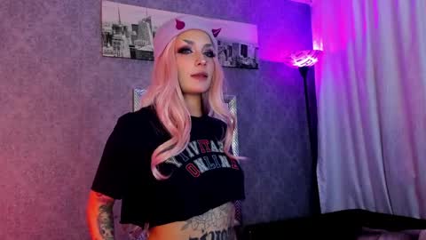   online show from 27, 4, 2026