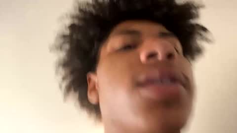 Snapshot of mandingoomann5 chatting on 17, 9, 2025 MandingooMann online show from 17, 9, 2025