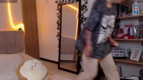 Danny online show from 13, 4, 2026