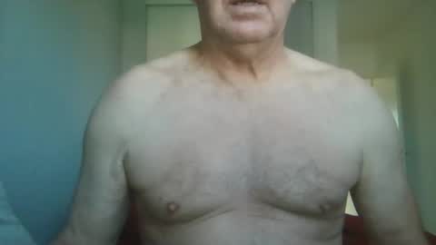 Snapshot of manngrossbite chatting on 15, 3, 2026 manngrossbite online show from 15, 3, 2026