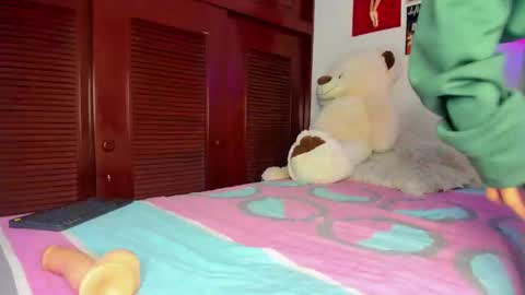 MARY  online show from 5, 3, 2025