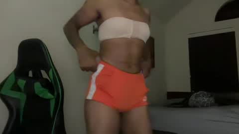 mantismillie online show from 4, 10, 2025