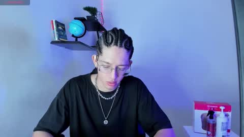 Manuel online show from 11, 11, 2025