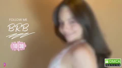 Snapshot of manuela_miiller chatting on 4, 10, 2025 Manuela Miller           online show from 4, 10, 2025