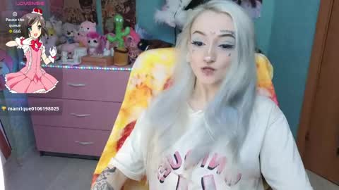 Manuela online show from 21, 4, 2026