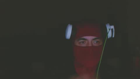 ManuelValentine online show from 5, 3, 2026