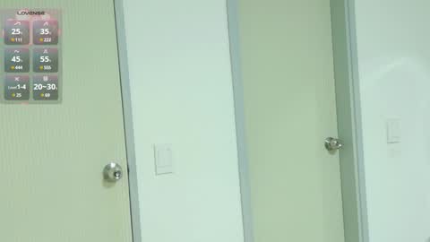     online show from 6, 1, 2025