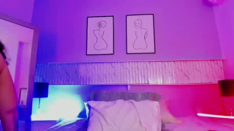 Mrs. Sweet online show from 23, 2, 2025