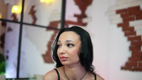 Snapshot of maraciel chatting on 19, 7, 2026 Mara online show from 19, 7, 2026