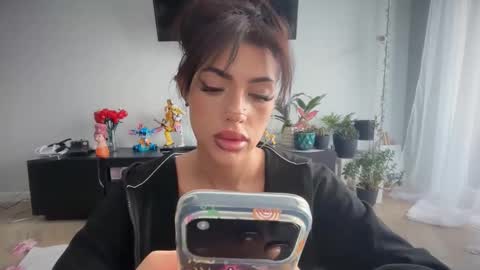 Marakuia online show from 15, 3, 2026