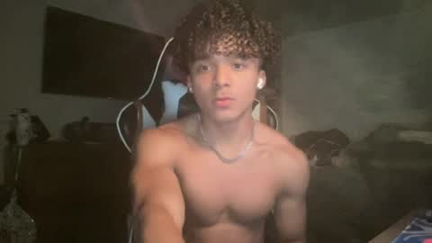 Snapshot of marcellorey chatting on 12, 7, 2026 poyzennus online show from 12, 7, 2026