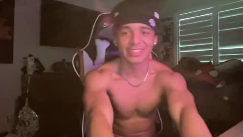 Snapshot of marcellorey chatting on 15, 7, 2026 poyzennus online show from 15, 7, 2026