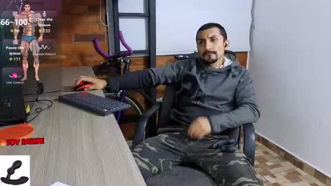 Marck  Independent model  online show from 13, 10, 2025